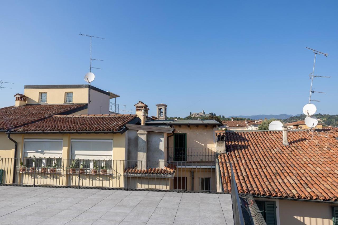 Appartamento Terrazza Cavour เบรเชีย ภายนอก รูปภาพ