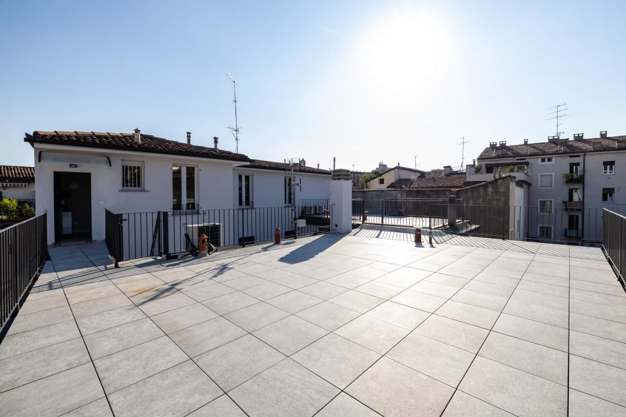 Appartamento Terrazza Cavour เบรเชีย ภายนอก รูปภาพ